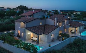 Vila Vanesa With Private Pool Near Rovinj - Open 2022
